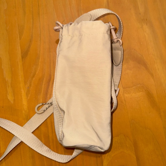 BEIS Water Bottle Sling - Picture 3 of 5